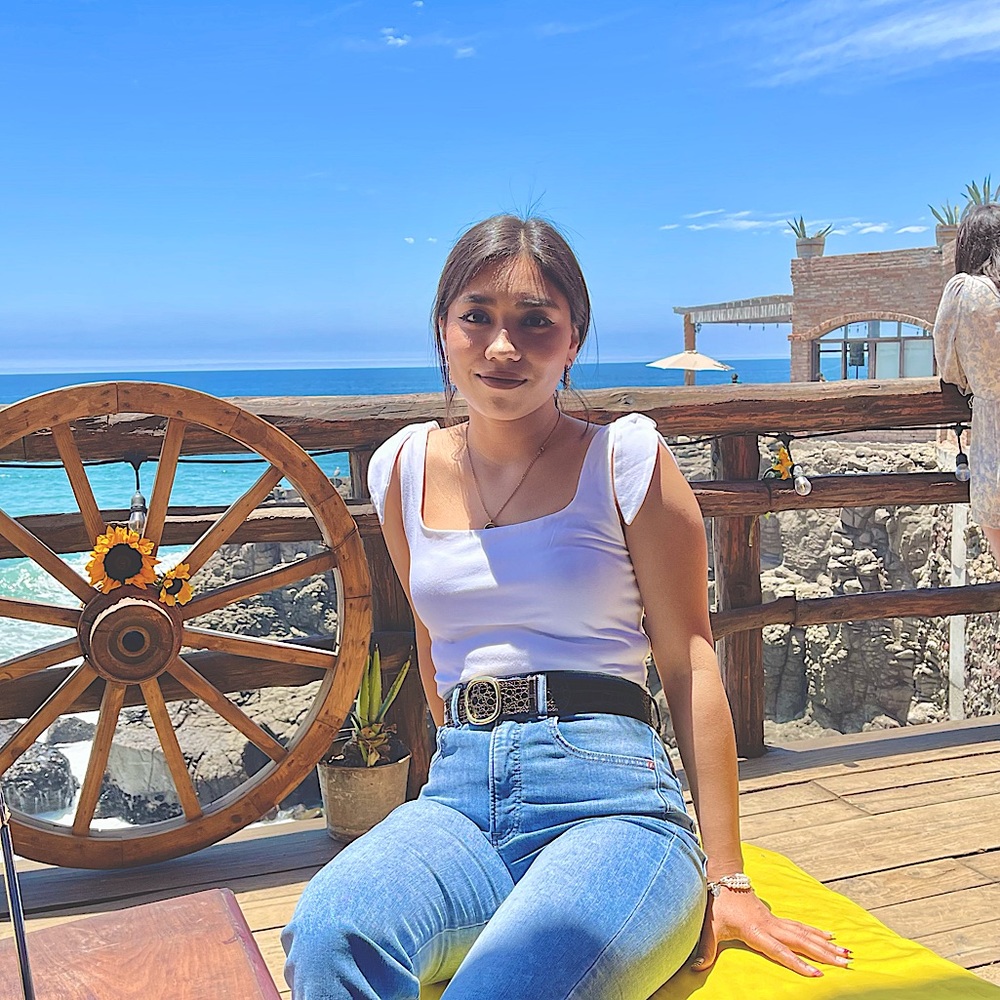 Hi my name is CARLA 😊